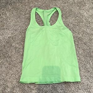 green lulu tank size 2